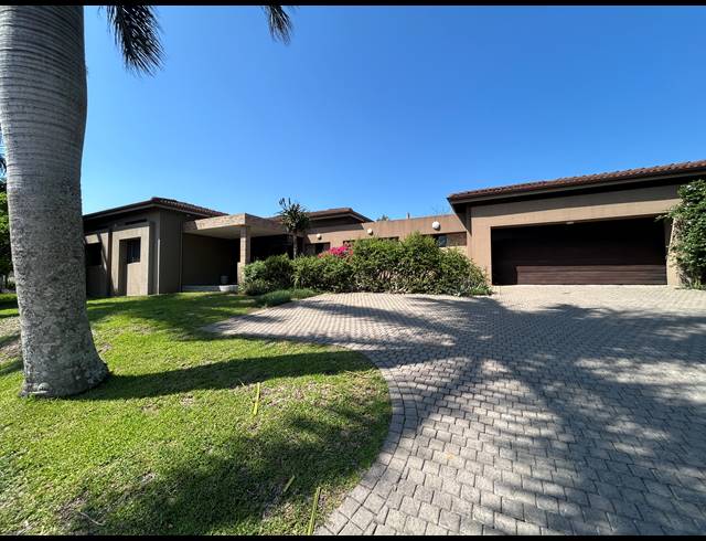 4 BEDROOM FREESTANDING FOR SALE IN PALM LAKES ESTATE